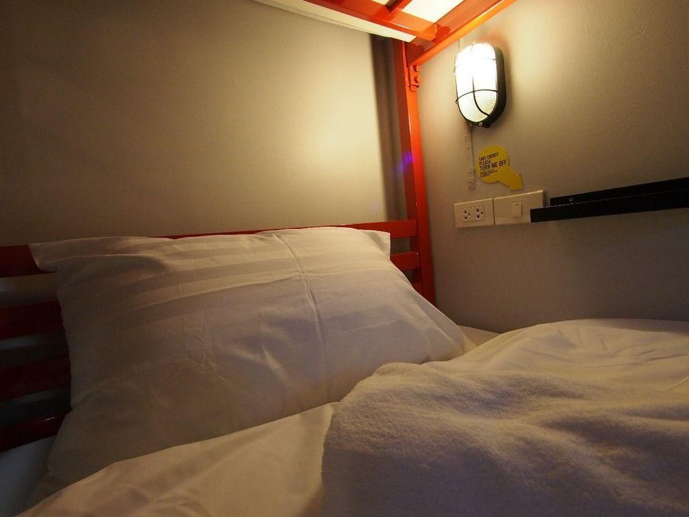 S1Hostel Bangkok Dış mekan fotoğraf